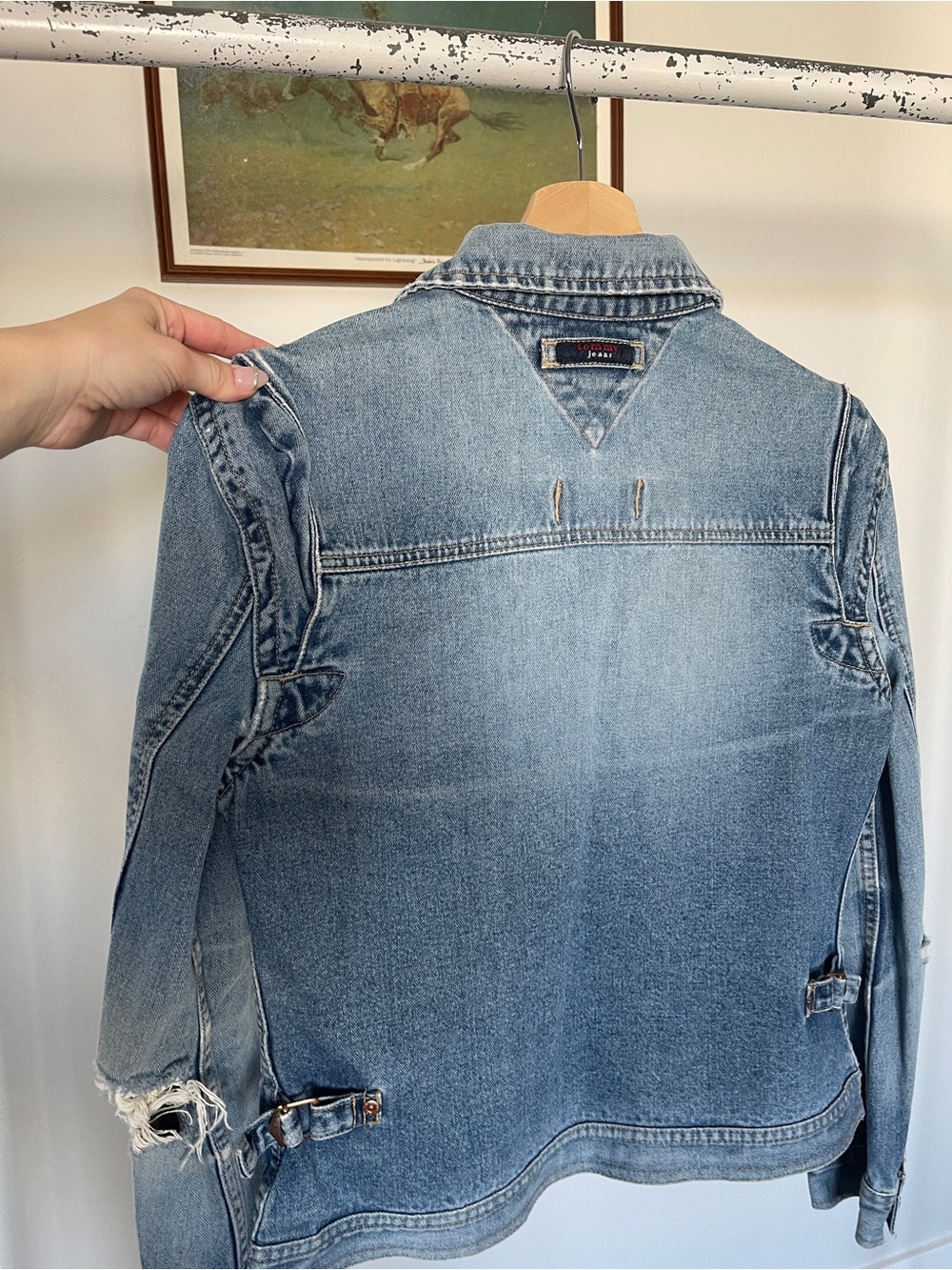 Jeans Subcategory Identification - Picture 2 of 3